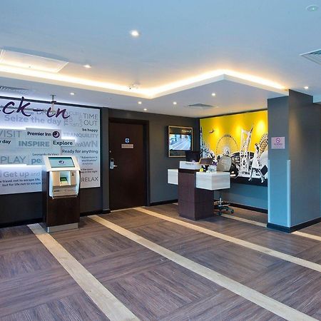 Premier Inn Gloucester Exterior photo
